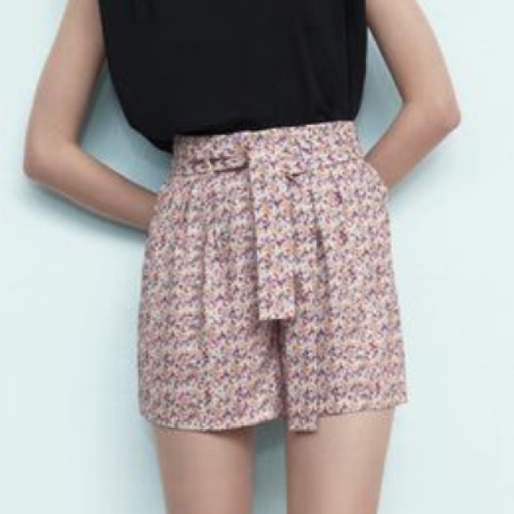 Zara women’s printed paperbag pockets shorts - Picture 1 of 9